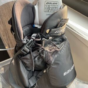 Bauer YOUTH SMALL Hockey Pants Pads